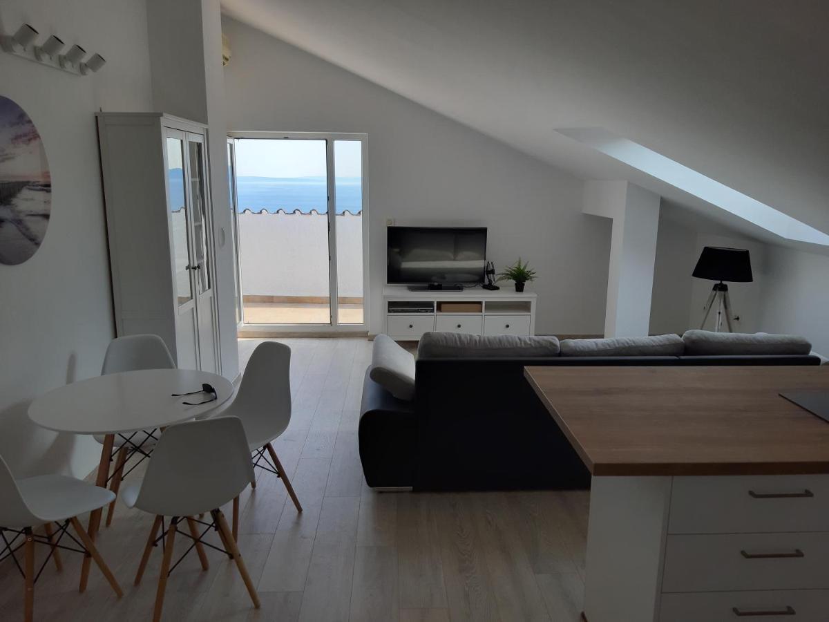 Sea View Later Apartment Rijeka Luaran gambar